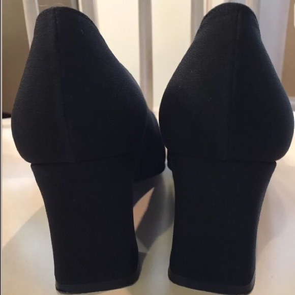 Stuart Weitzman Heels 8AA - Picture 4 of 8